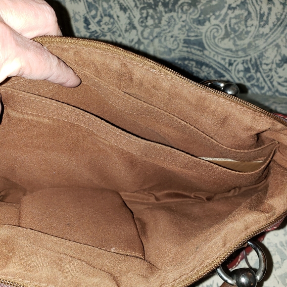 ❤️SOLD!❤️Relic purse braided handles - Picture 8 of 8